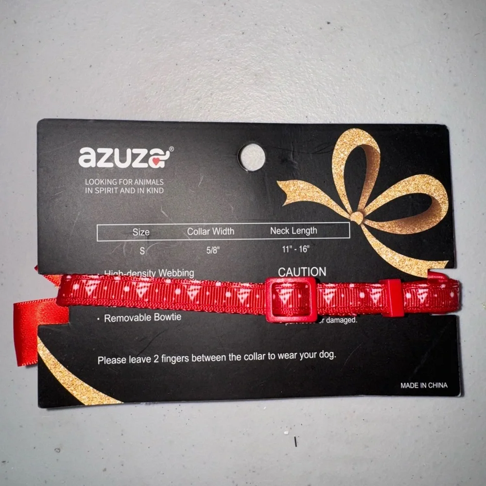 NWT Christmas Red and Gold Bow Dog Collar, Size SMALL